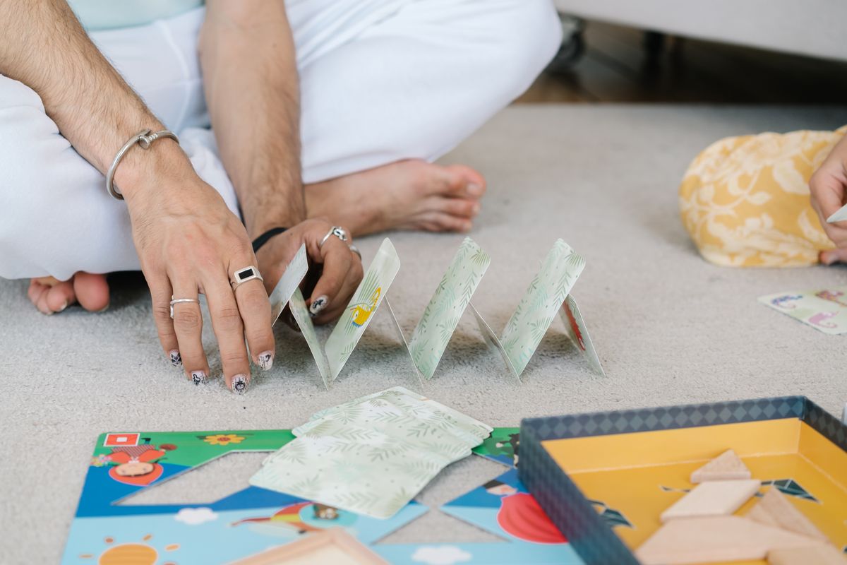 Topic photograph for Andar Bahar: How the Indian Card Game Is Played